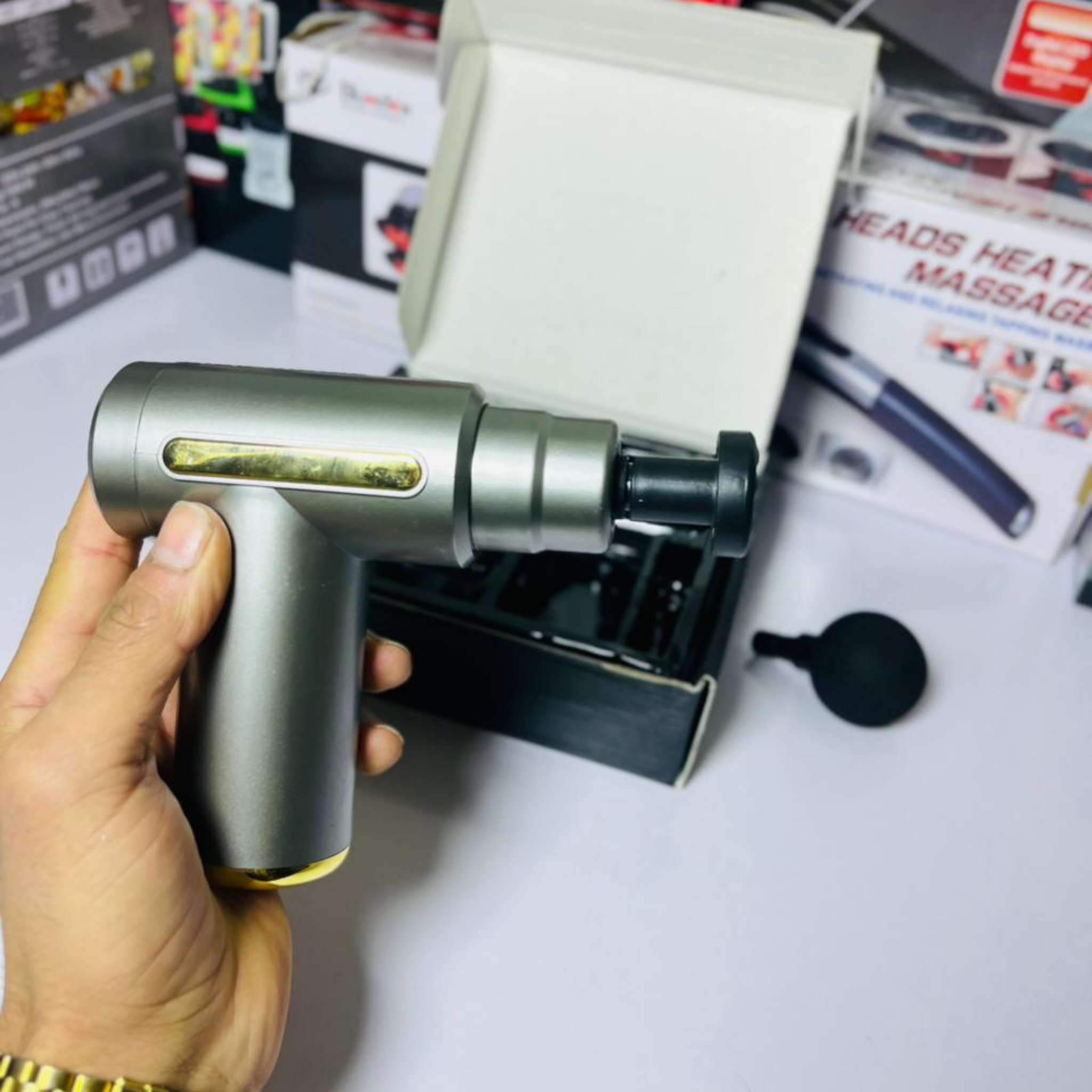 🏋️‍♂️ Mini Massage Gun – Muscle Relief
