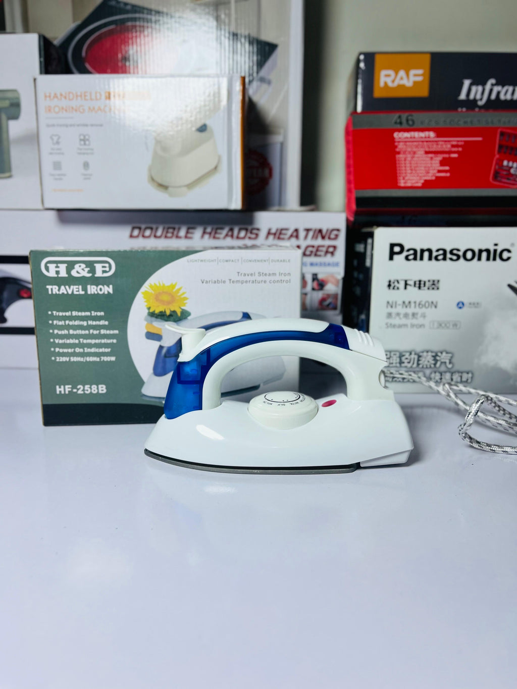 ✈️ H & E Travel Iron – Portable Steam Press for Wrinkle free