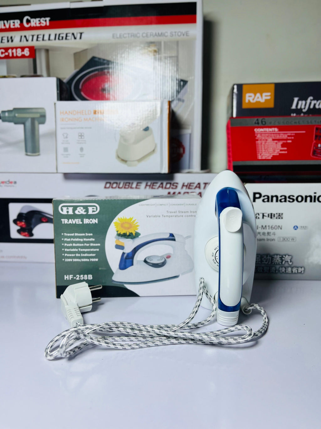 ✈️ H & E Travel Iron – Portable Steam Press for Wrinkle free