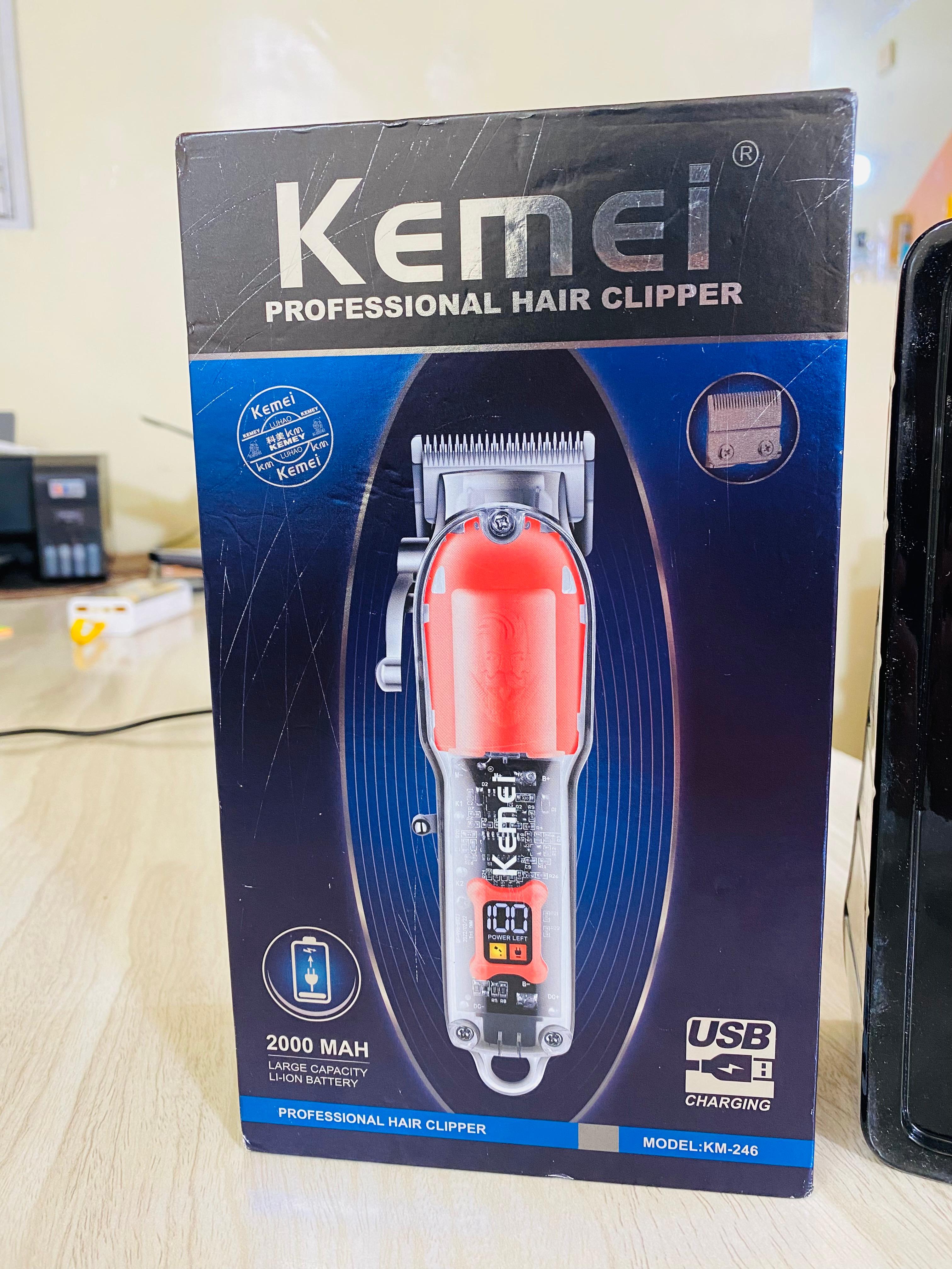 Kemei KM-246 heavy Duty Trimmer Rechargeable Shaver Beard trimmer Professional Hair Trimmer Cordless Oil head Men Hair Cutting Machine Beard razor