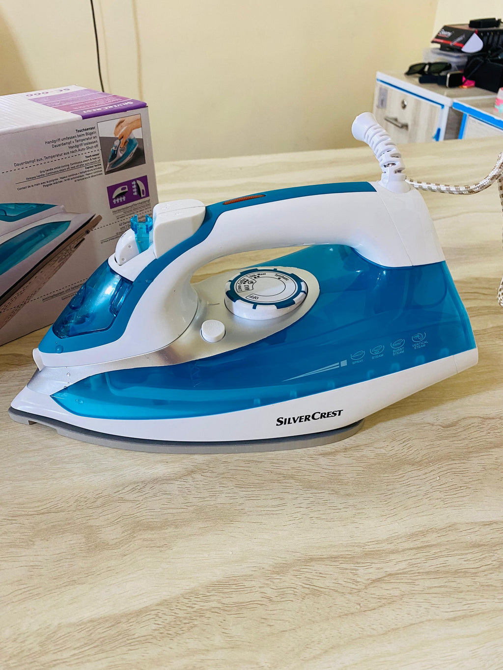 Silver Crest 2600 watts Steam Iron Made in Germany
