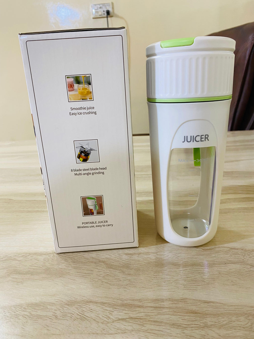 Rechargeable juicer blender with 8 blades