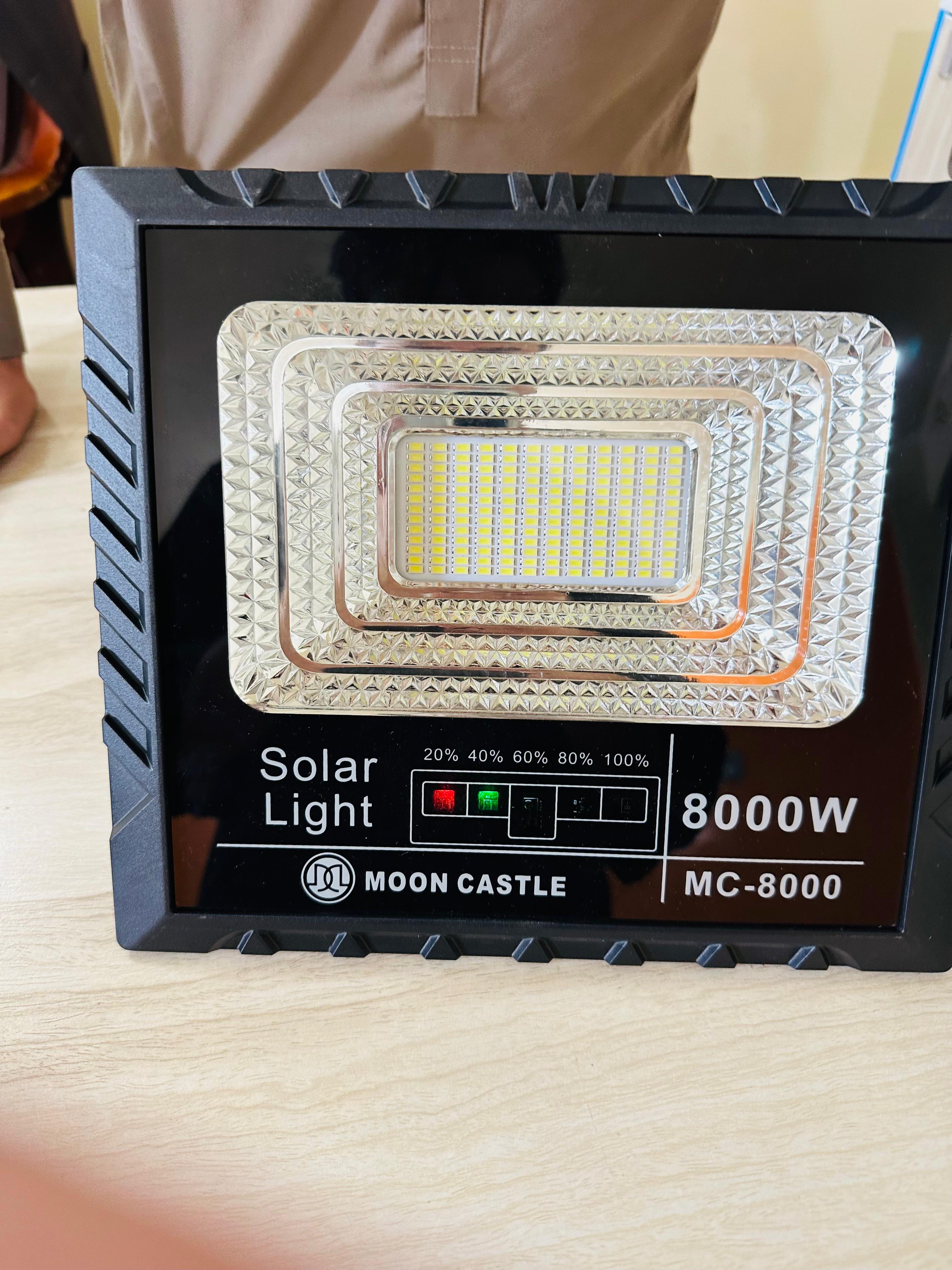 Solar Rechargeable Split light with 5 meter long wire and solar plate