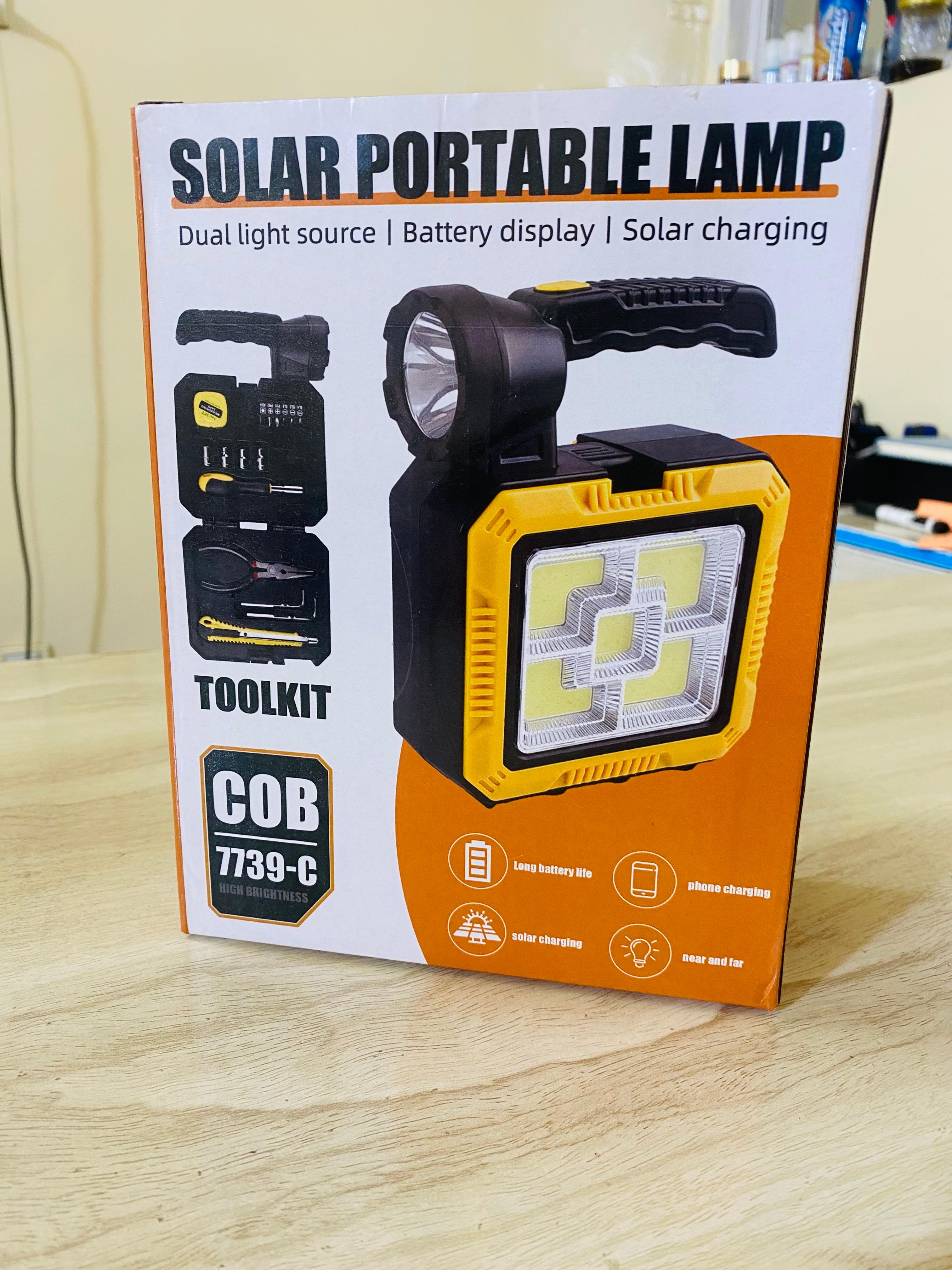 Solar Portable Lamp with Toolkit - Lot Imported