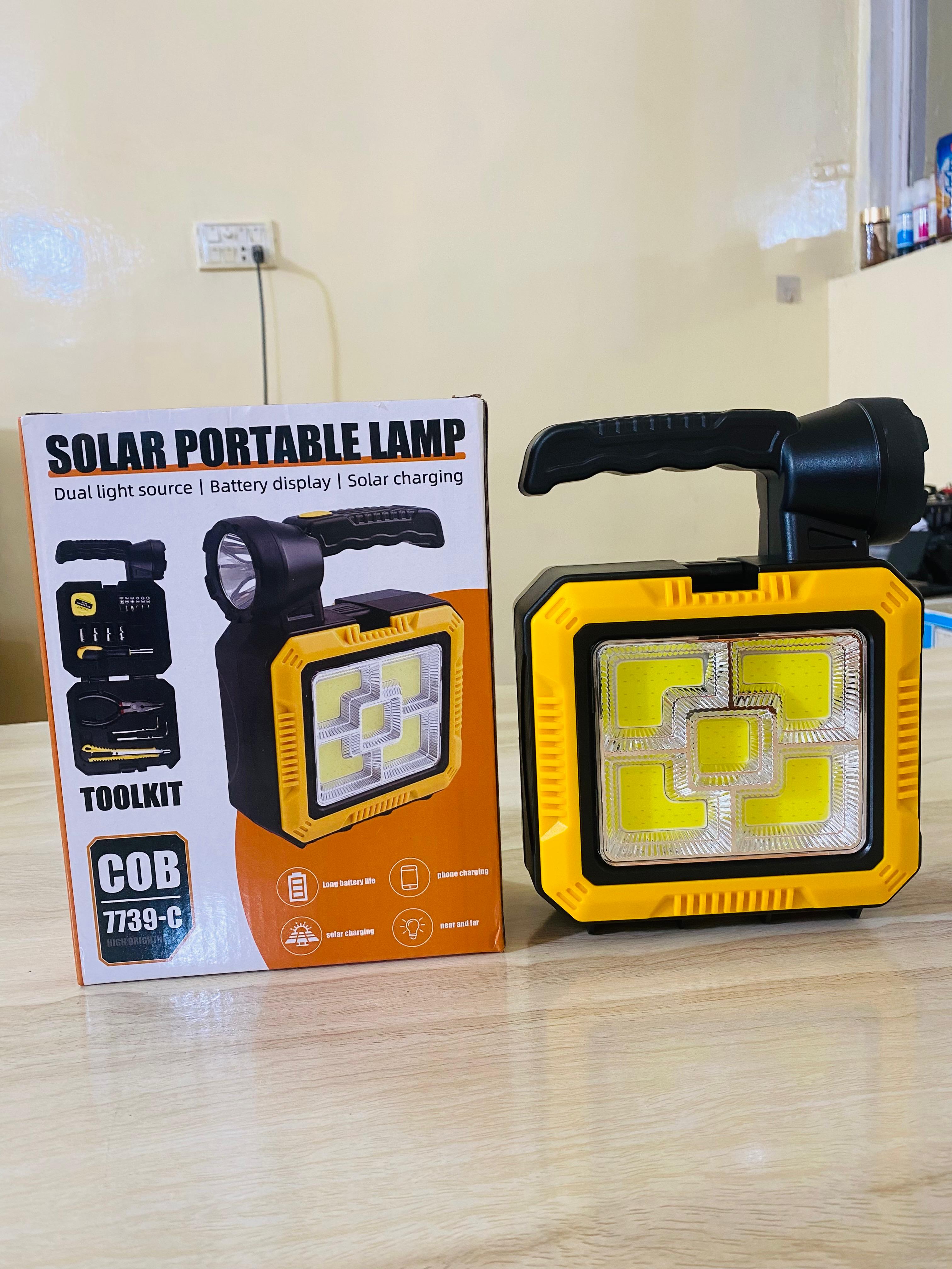 Solar Portable Lamp with Toolkit - Lot Imported