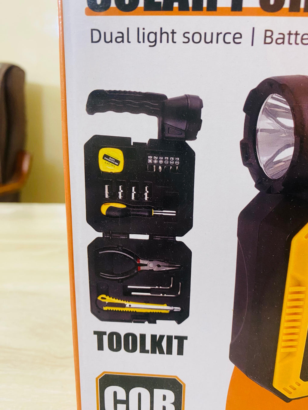 Solar Portable Lamp with Toolkit - Lot Imported