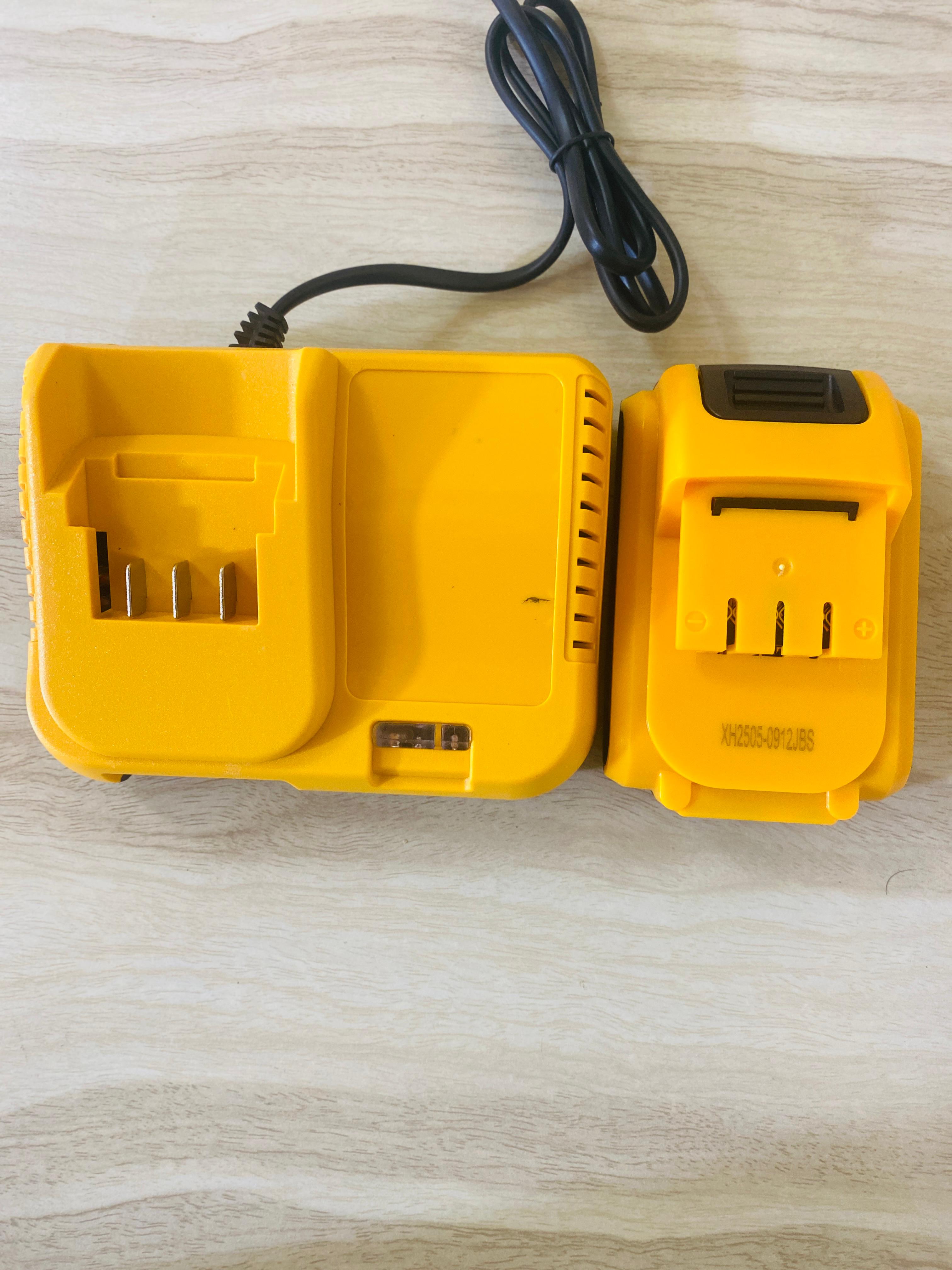 DEWALT Multi-Piece Cordless Drill Kit with Car Polisher