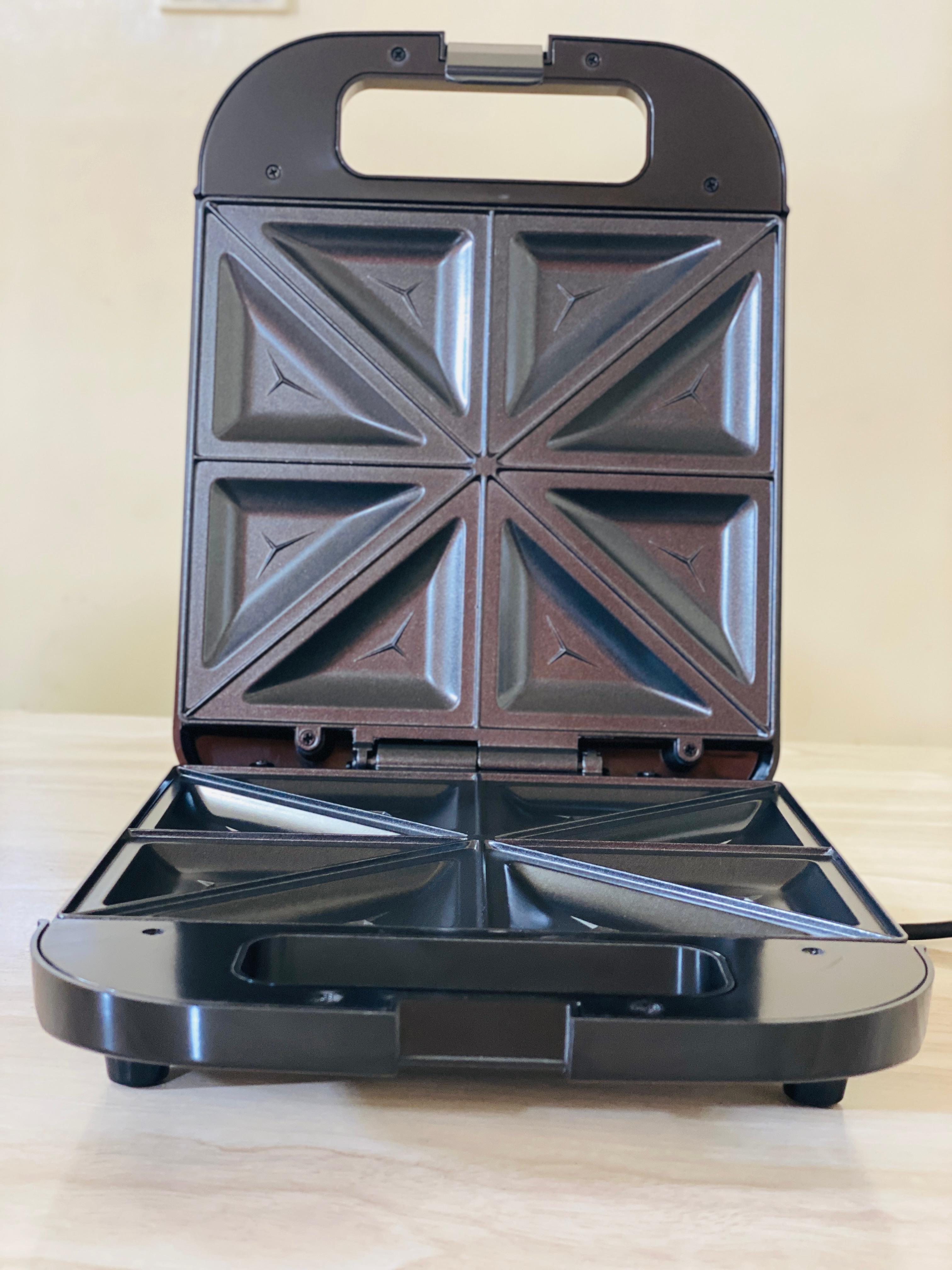 SOKANY SK-08102 Sandich Maker With Non-Stick Coated Heating