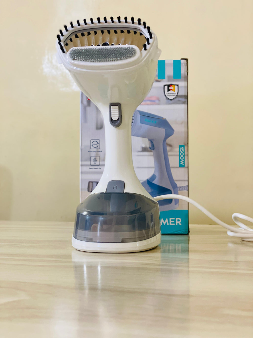 Imported Kolax Handheld Garment Steamer - 1500 Watt
