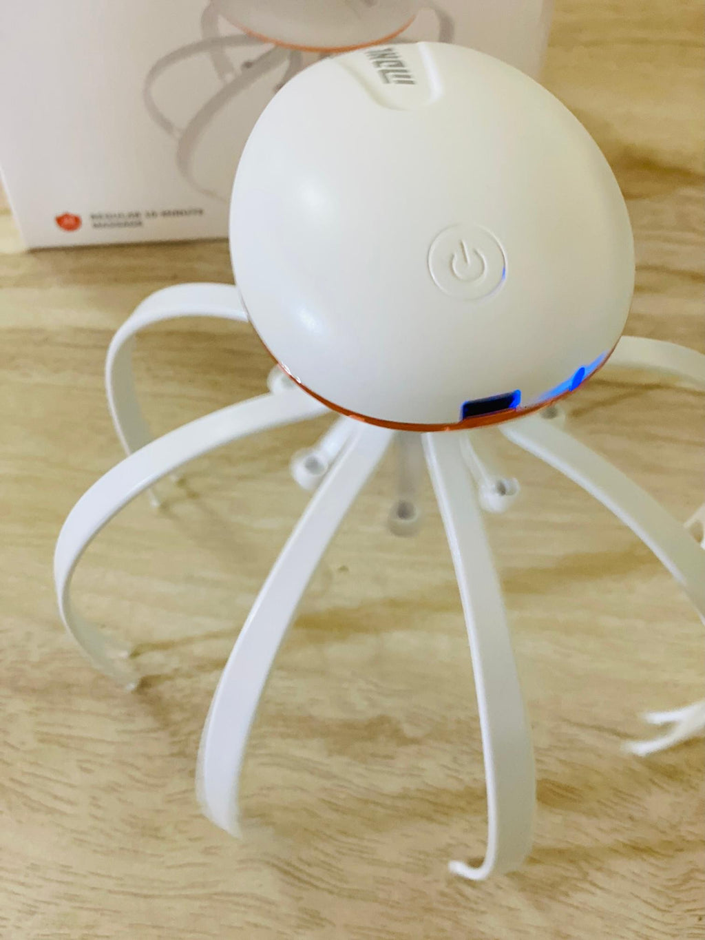 Electric Head Massager Rechargeable Jelly Fish Design 8 Nodes Scalp Massager
