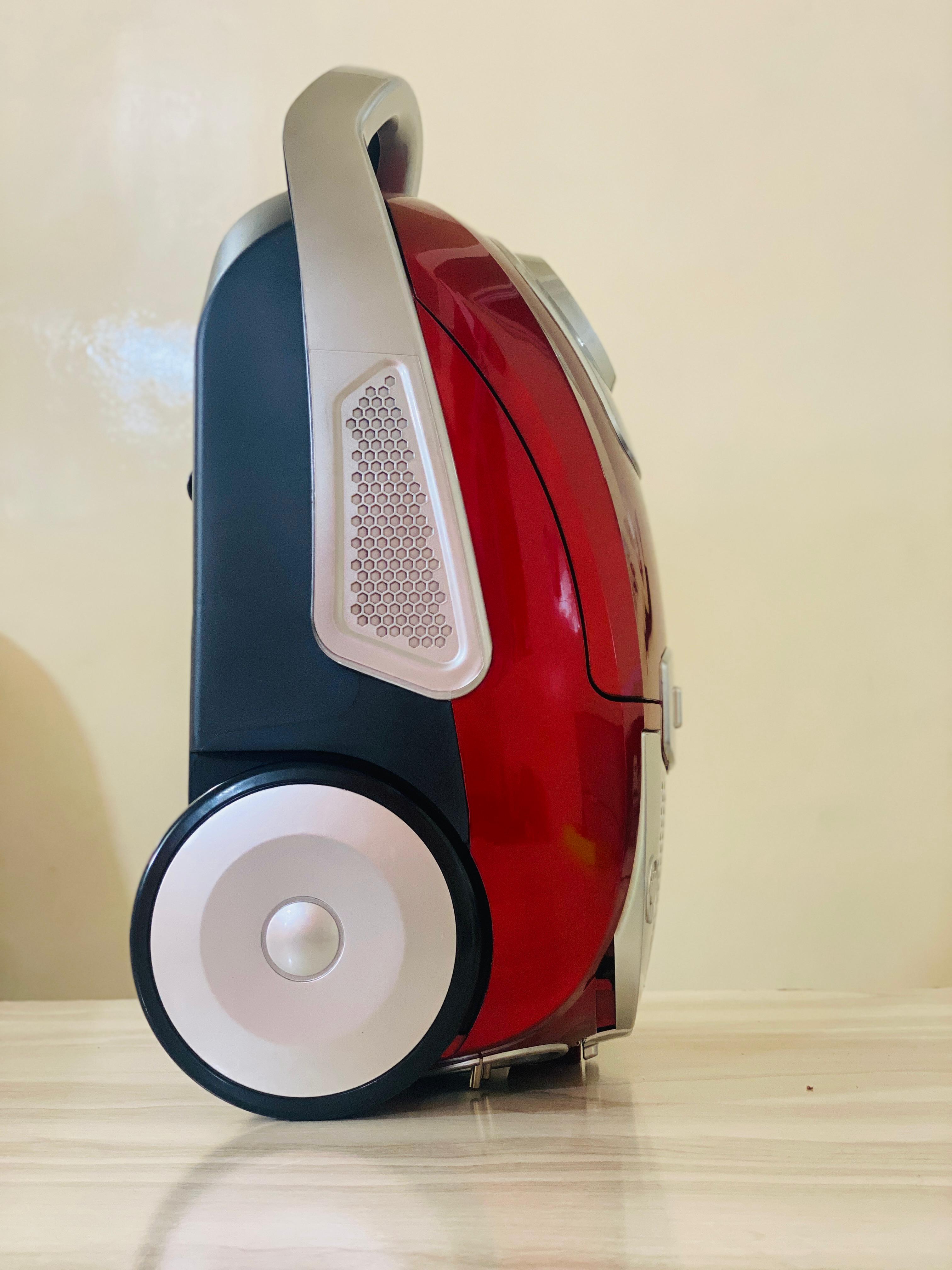 Kolax 2000W Vacuum Cleaner 4L-752803
