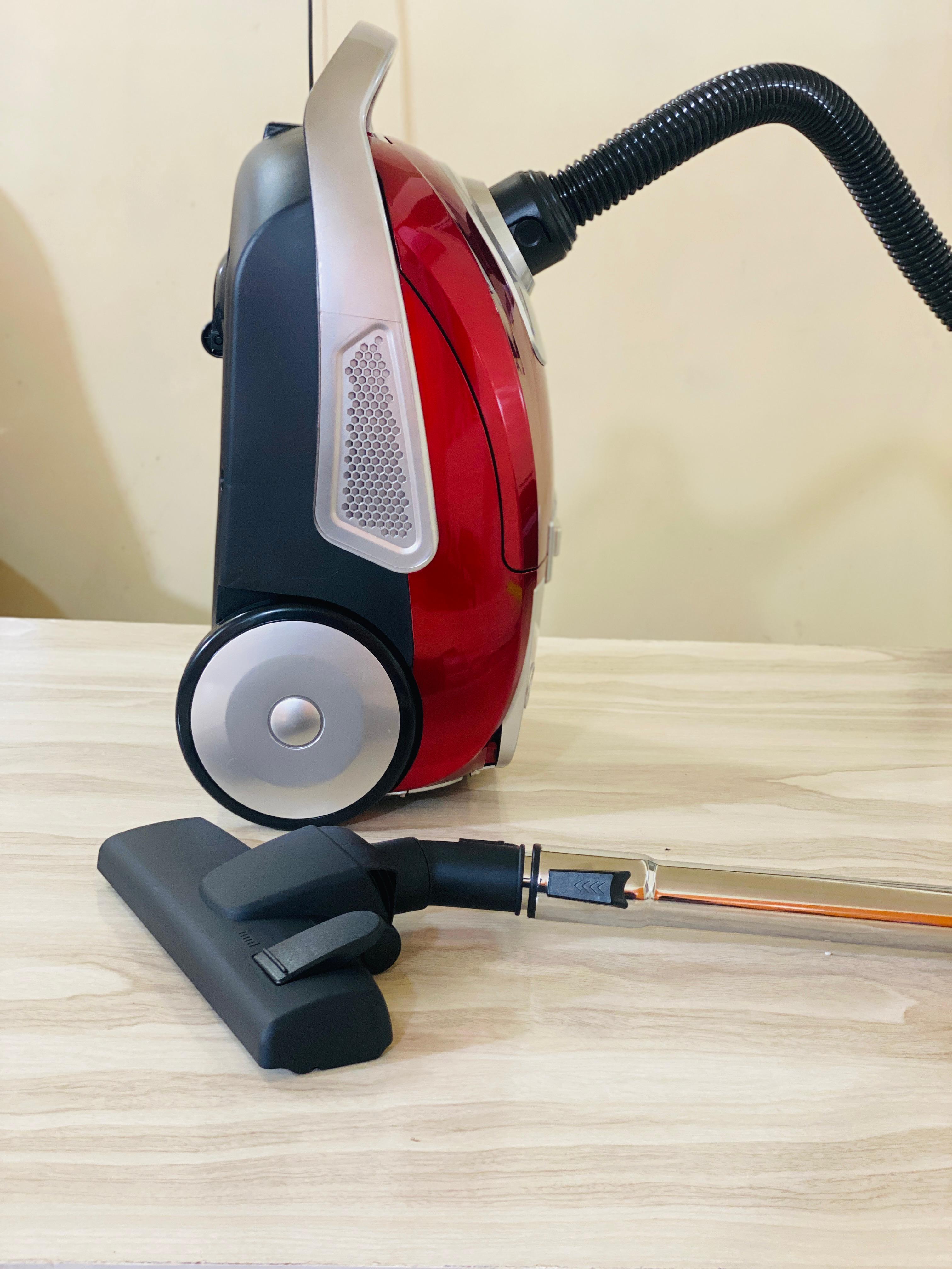 Kolax 2000W Vacuum Cleaner 4L-752803