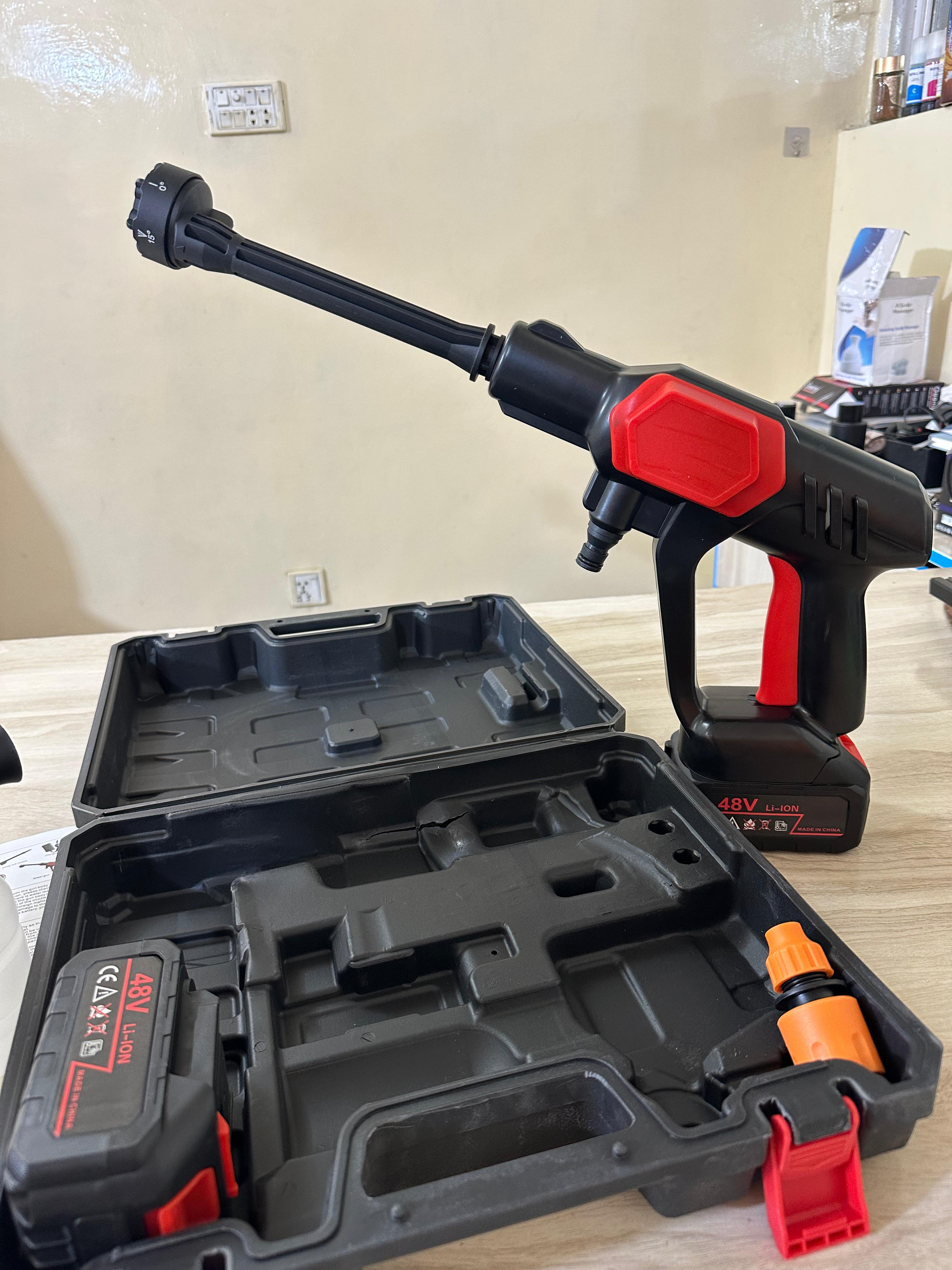 Rechargeable pressure washer 48v 2 batteries