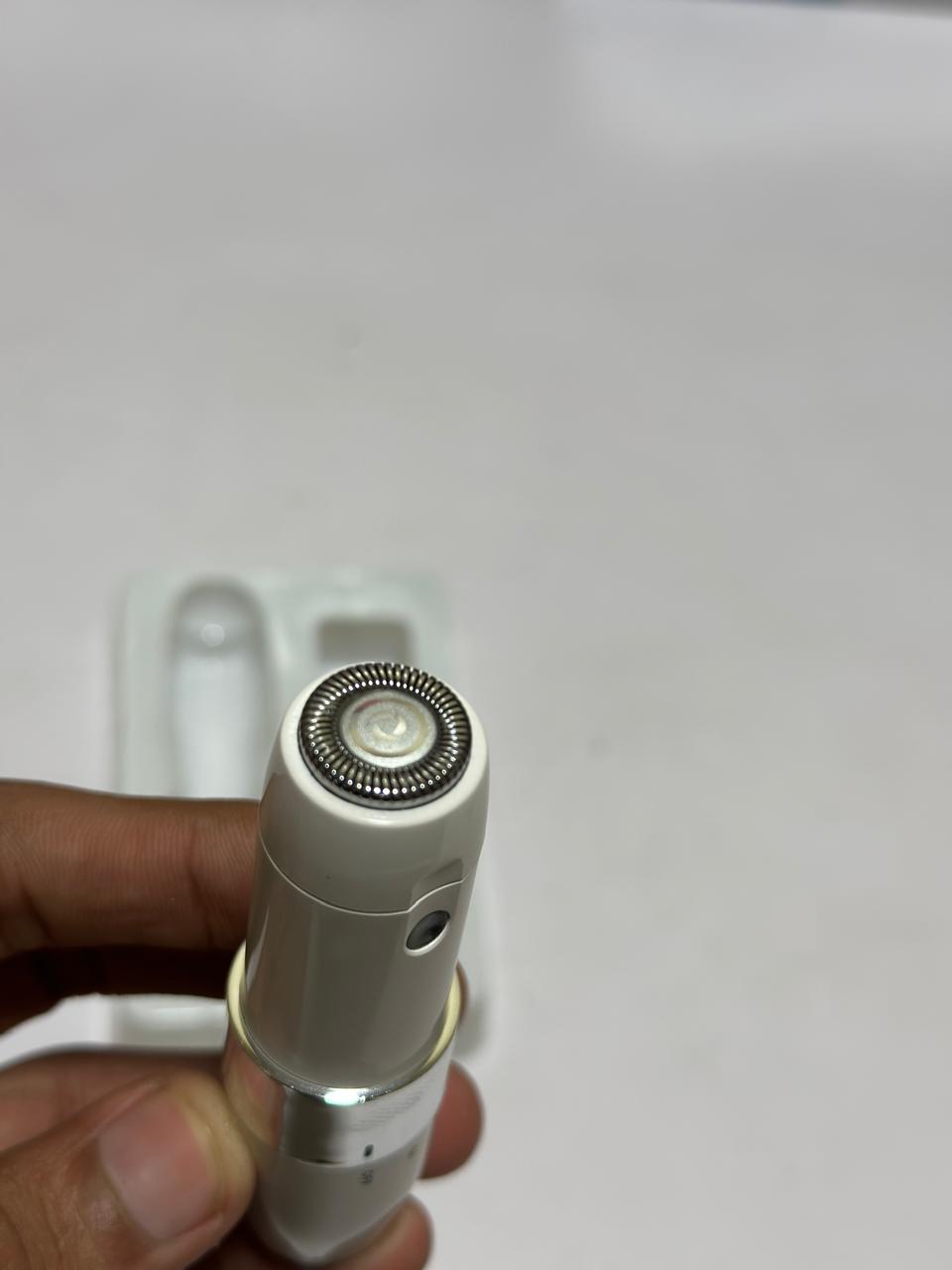 Lott flawless hair remover | Rechargeable - No Pain Hair removel | Durable and long lasting