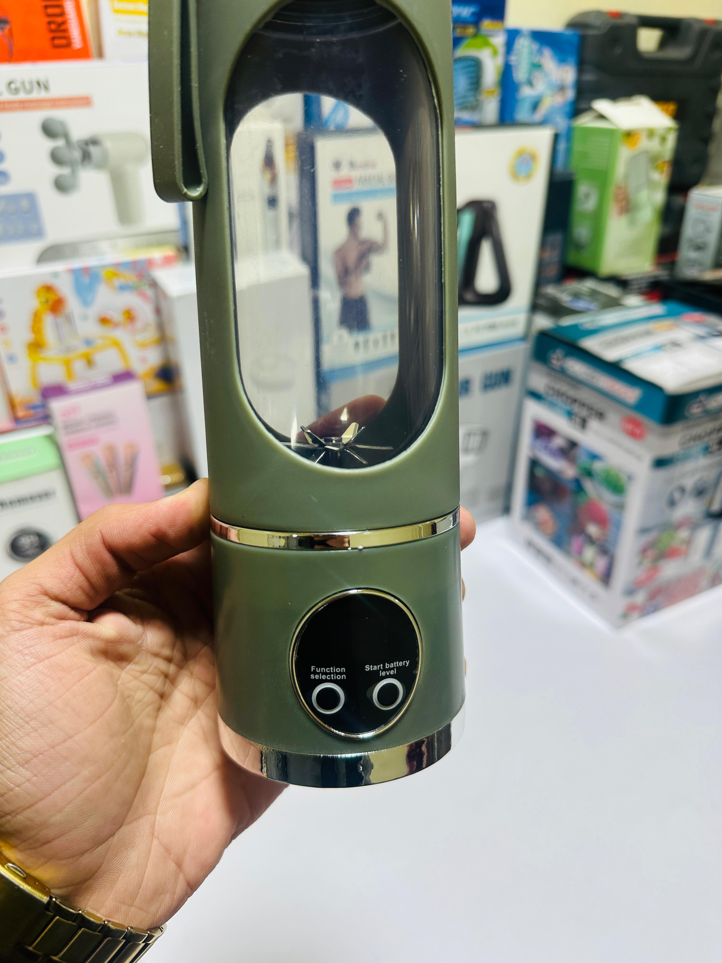 Heavy Duty 450ML Mini Portable Blender Electric Fruit Juicer Smoothie Orange Juice Blender Multifunction Rechargeable Portable Bottle