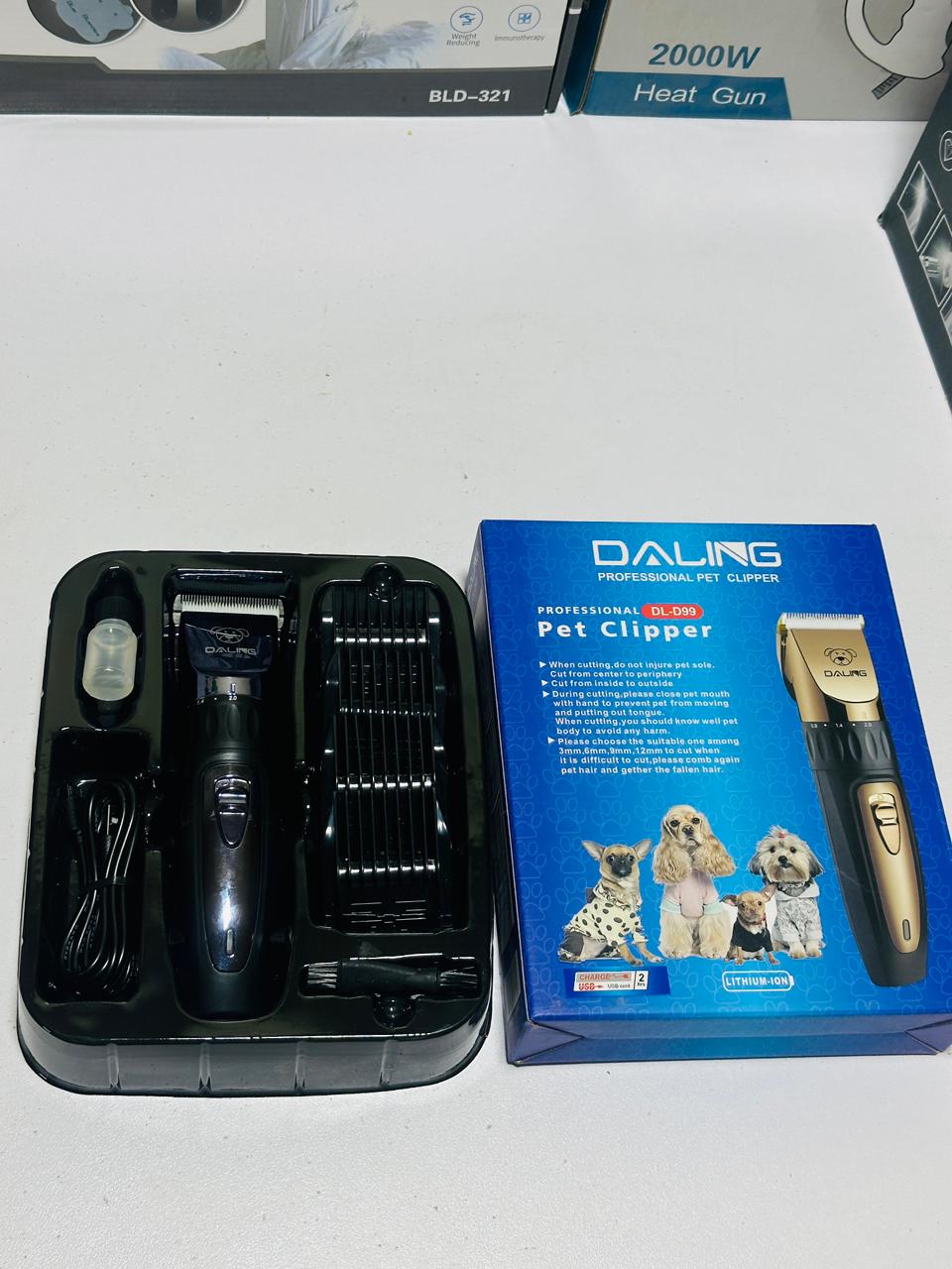 Pet clipper | Rechargeable Pet Clipper | Ceramic Blades | Type C | Size Adjustment | 4 combs