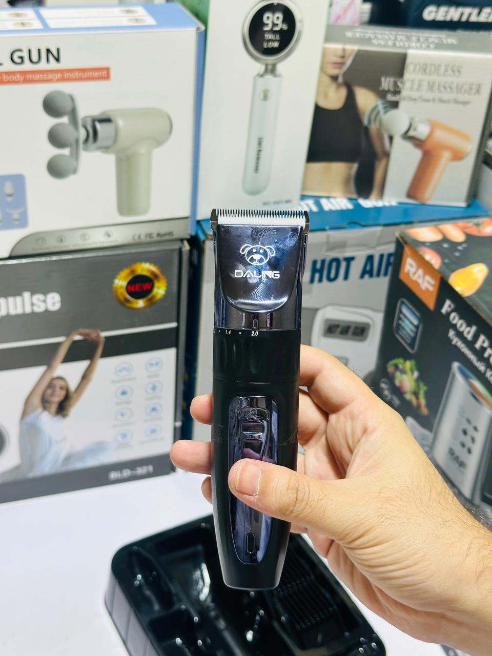 Pet clipper | Rechargeable Pet Clipper | Ceramic Blades | Type C | Size Adjustment | 4 combs