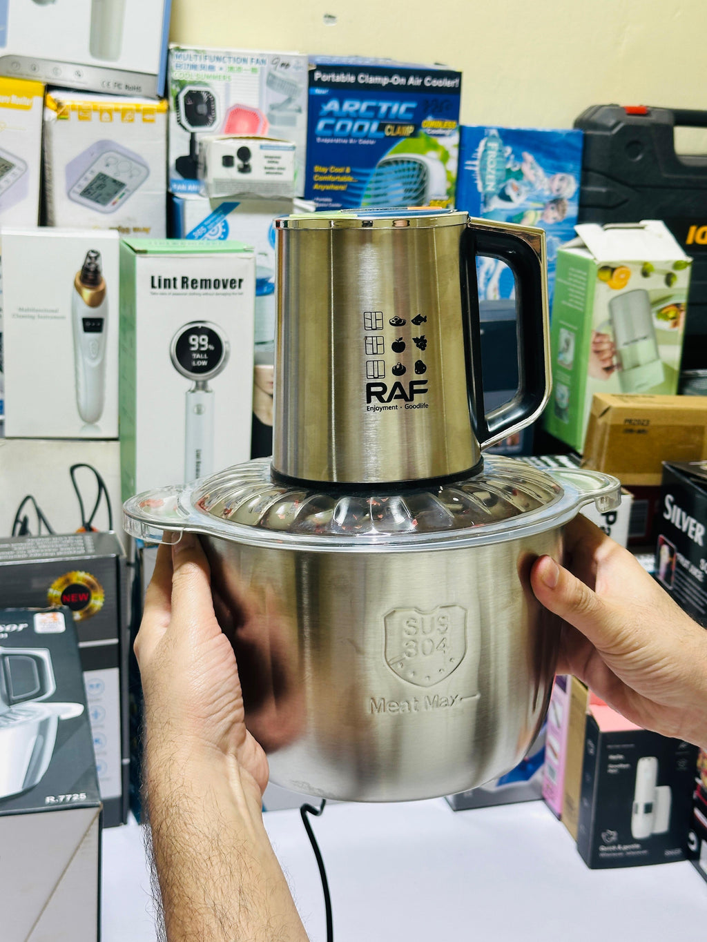 RAF 5 litre Chopper | 6 stepping Blades | 600 watts | 3 speeds | 3 years warranty