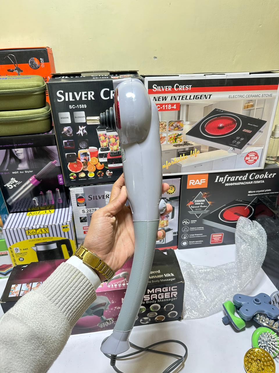BlueIdea 8 in 1 Massager | Infrared Mode | Heating Mode | 8 Replaceable Heads