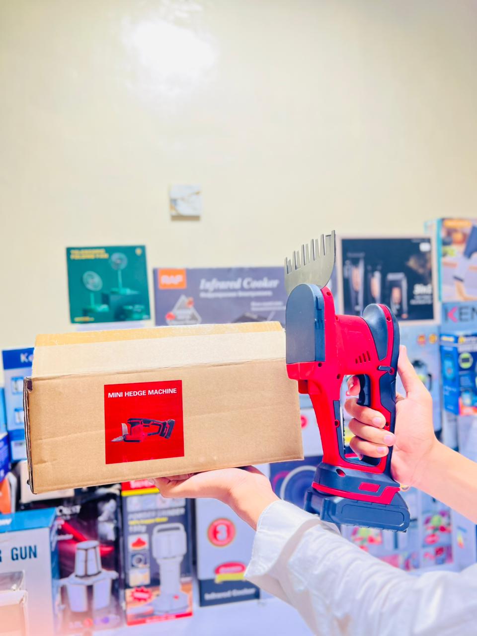 2-in-1 Electric Hand Held Grass Shear, Small Hedge Trimmer Shrubbery Clipper Cordless Battery Powered Rechargeable for Garden and Lawn.