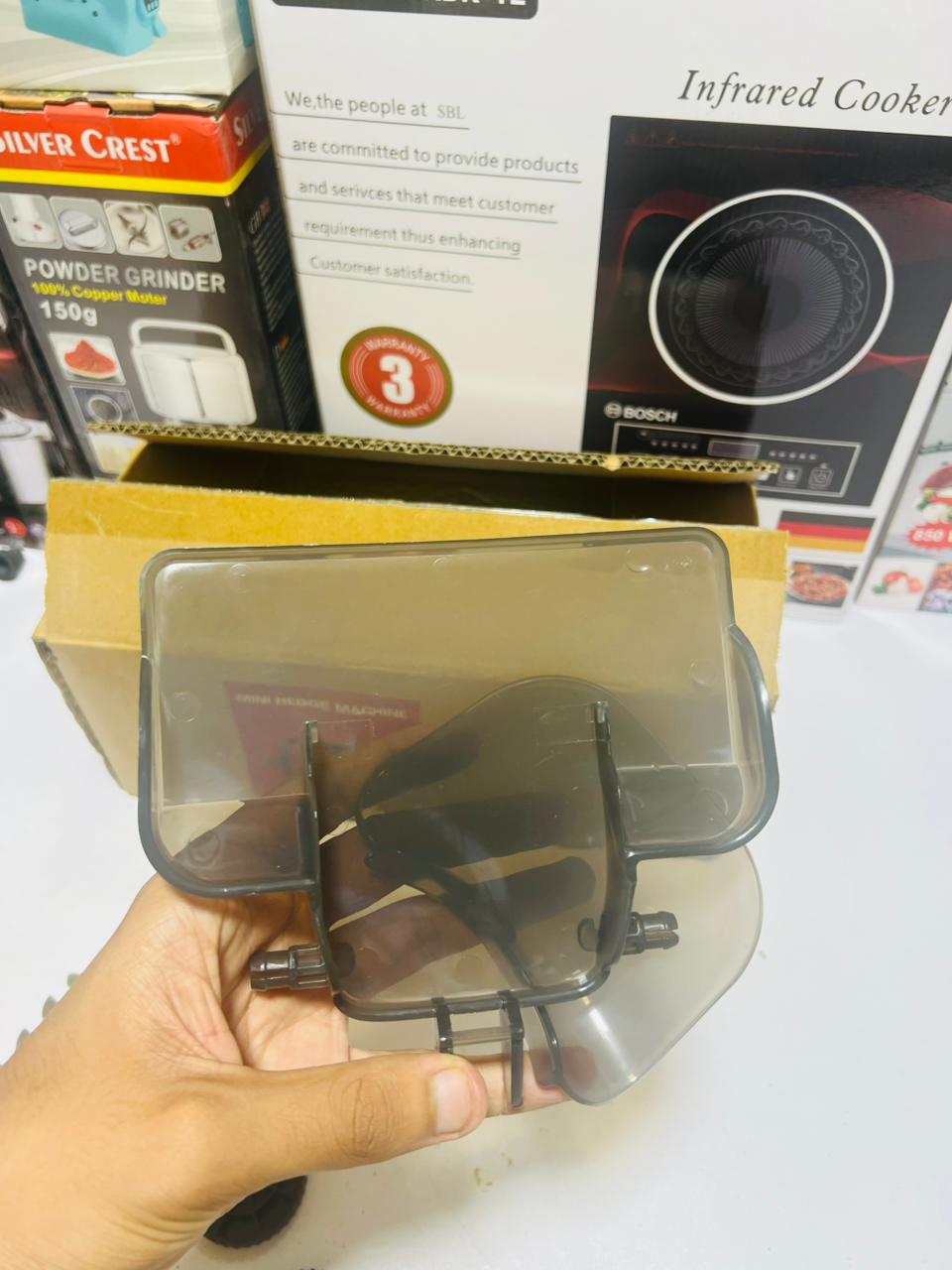 2-in-1 Electric Hand Held Grass Shear, Small Hedge Trimmer Shrubbery Clipper Cordless Battery Powered Rechargeable for Garden and Lawn.