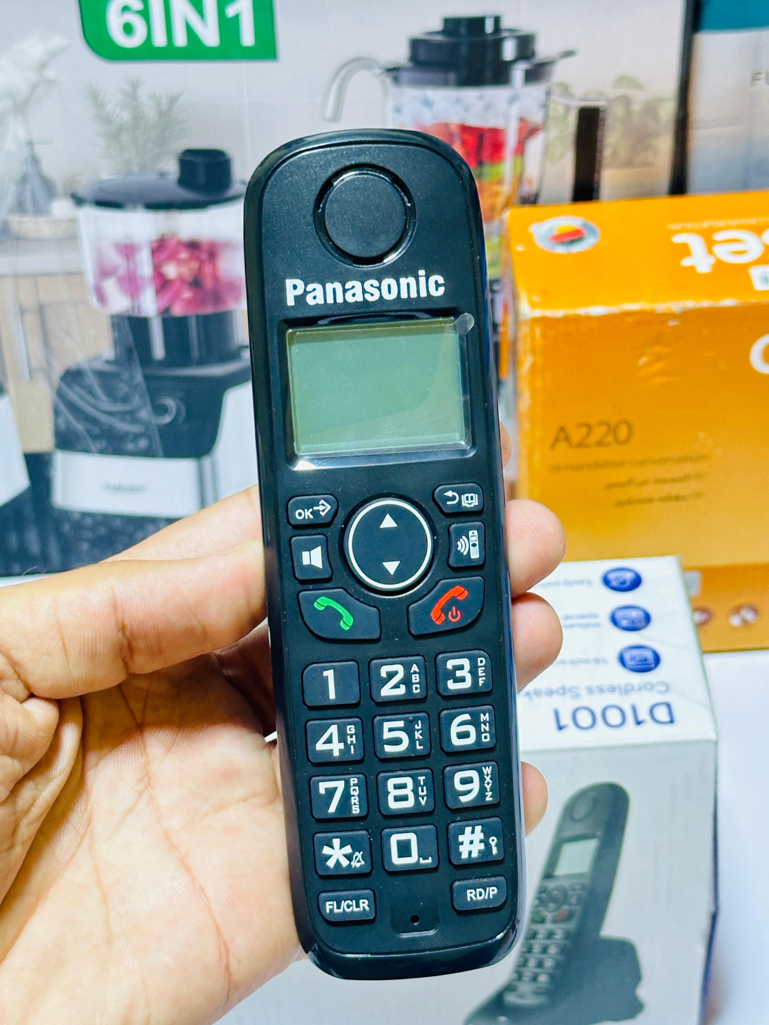 Panasonic D1001  cordless speaker phone with  Digital Cordless Telephone