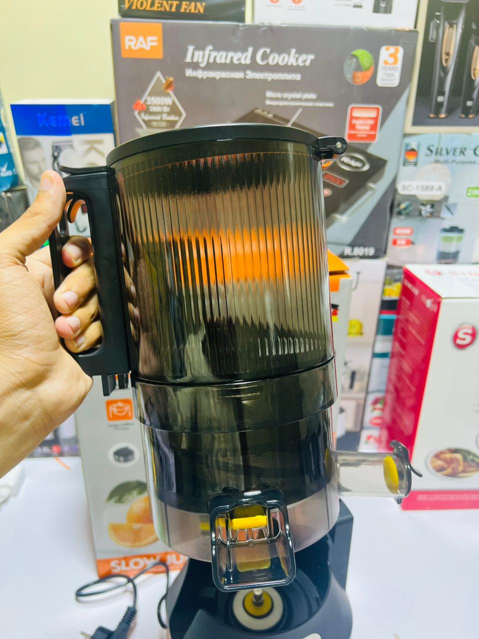 KoLax Slow Juicer Machines 800W Cold Press Juicer for Whole Vegetables and Fruits