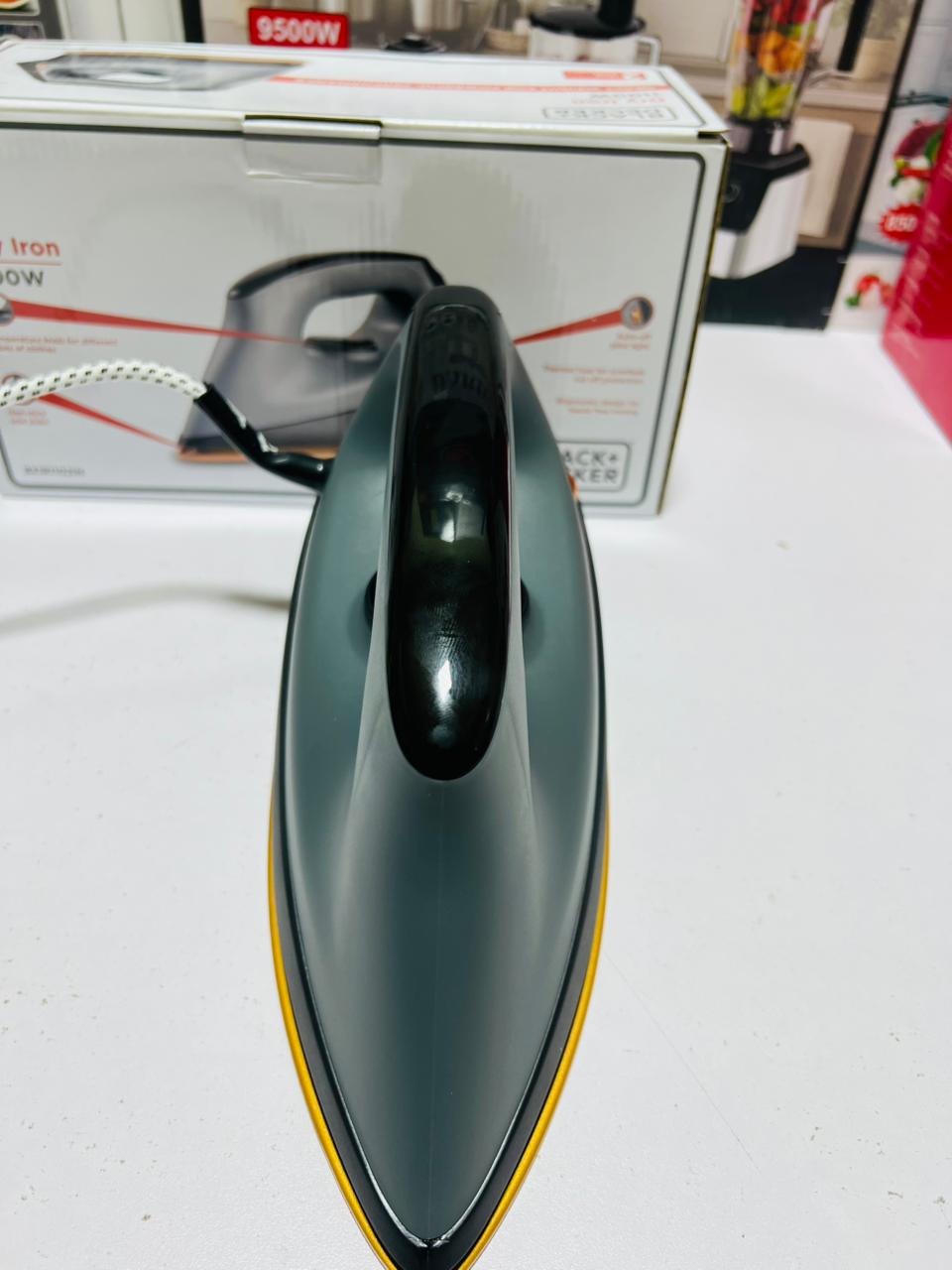 Black And Decor Dry Iron 1100W