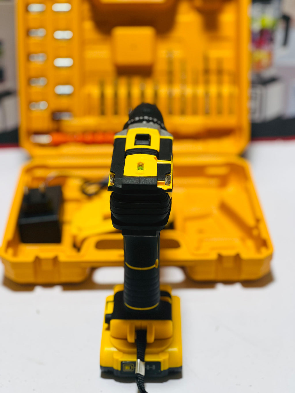 Dewalt 64V Cordless Drill with Hammer 3 function Drill with double lithium battries