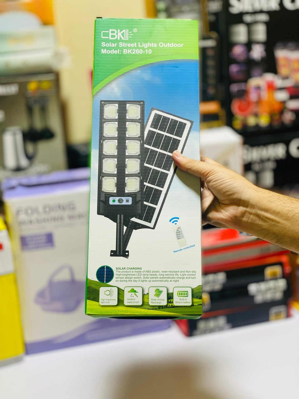 10 Cob Led Sensor Solar Light - Remote control - Rechargeable