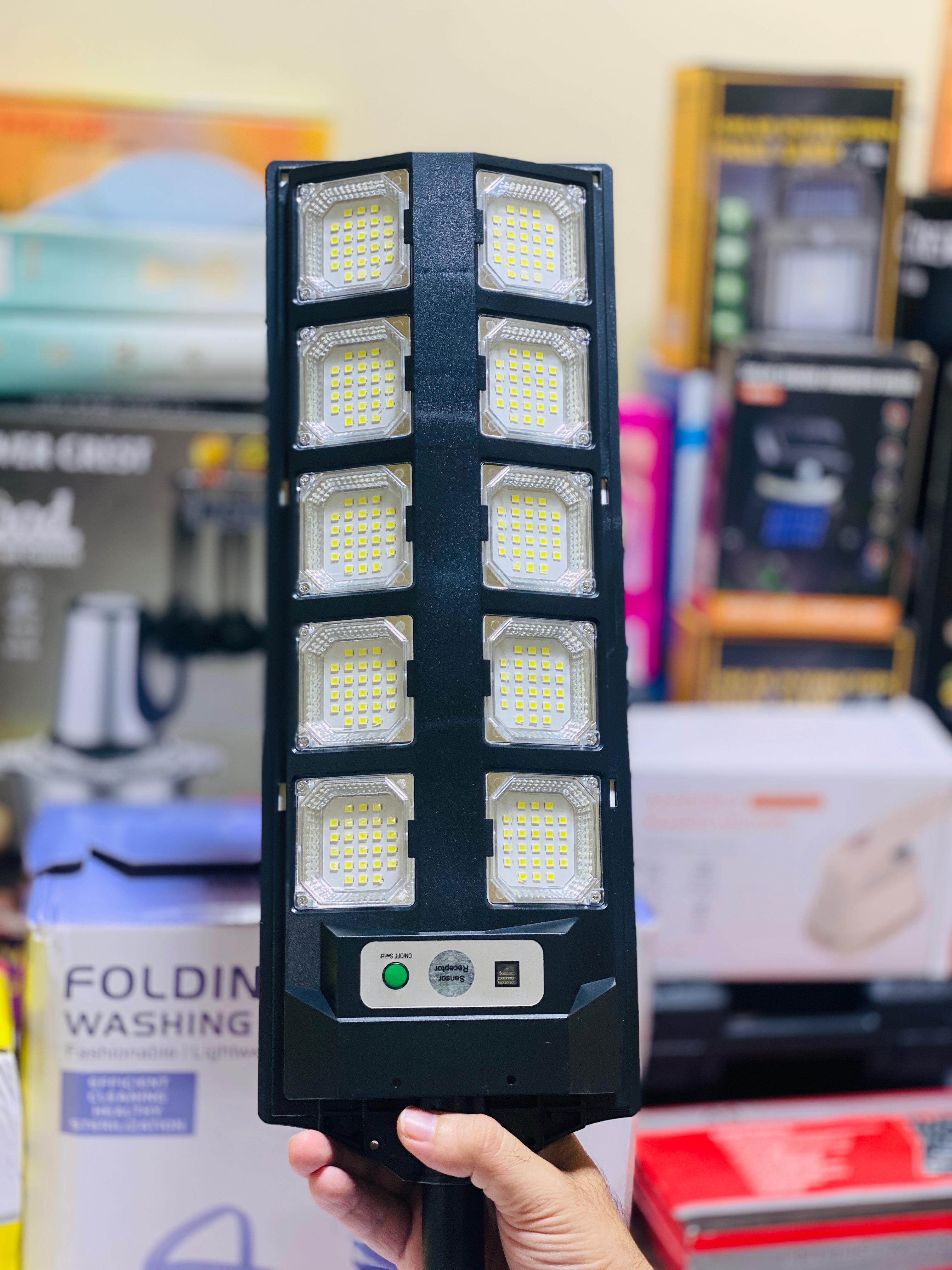 10 Cob Led Sensor Solar Light - Remote control - Rechargeable